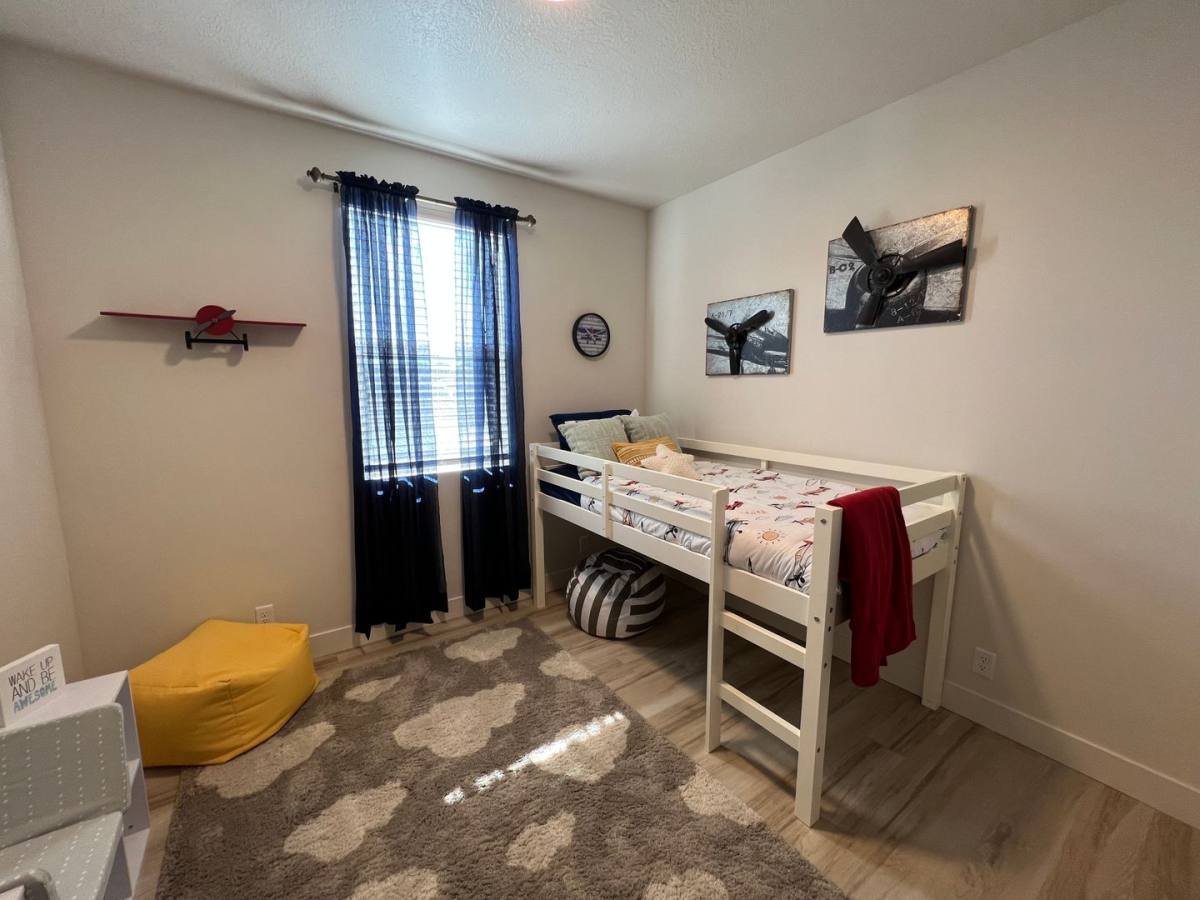 Apartment for rent at 2405 W Hinckley Dr, Ogden, UT 84401