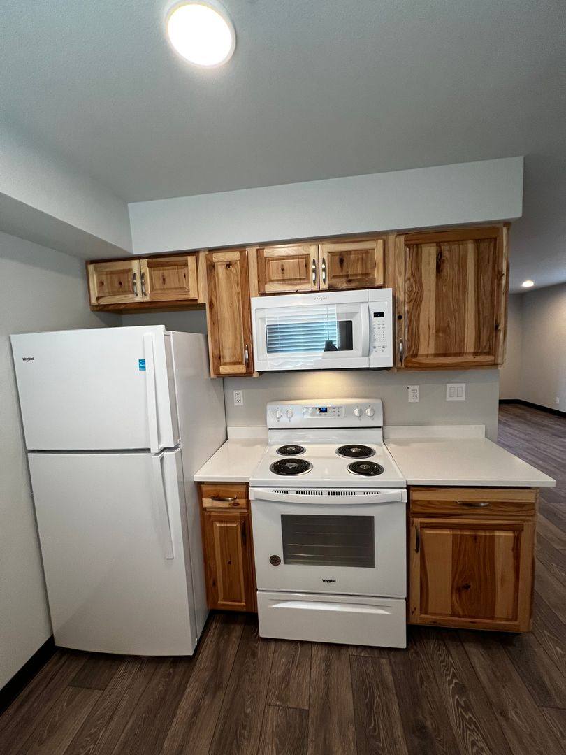 Apartment for rent at 158 N 3rd St, Jefferson, OR 97352