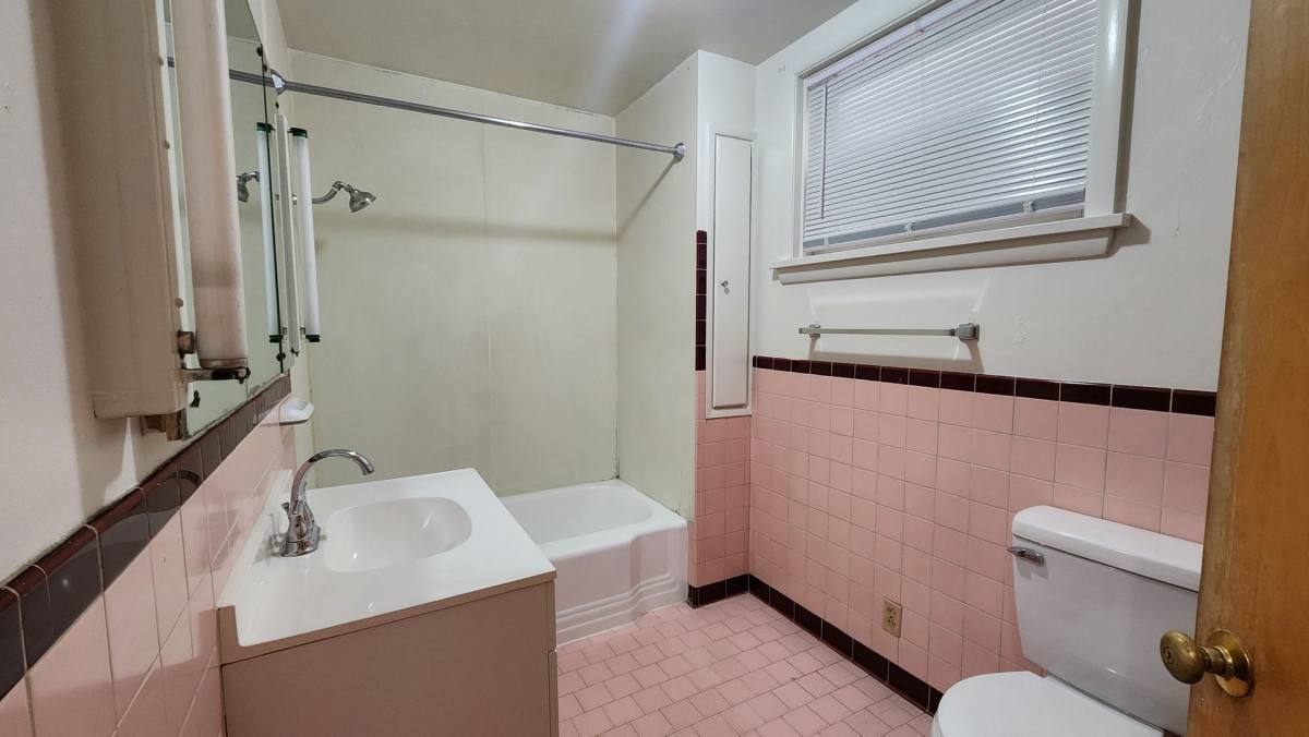 Apartment for rent at 309-323 S 4th St W, Missoula, MT 59801