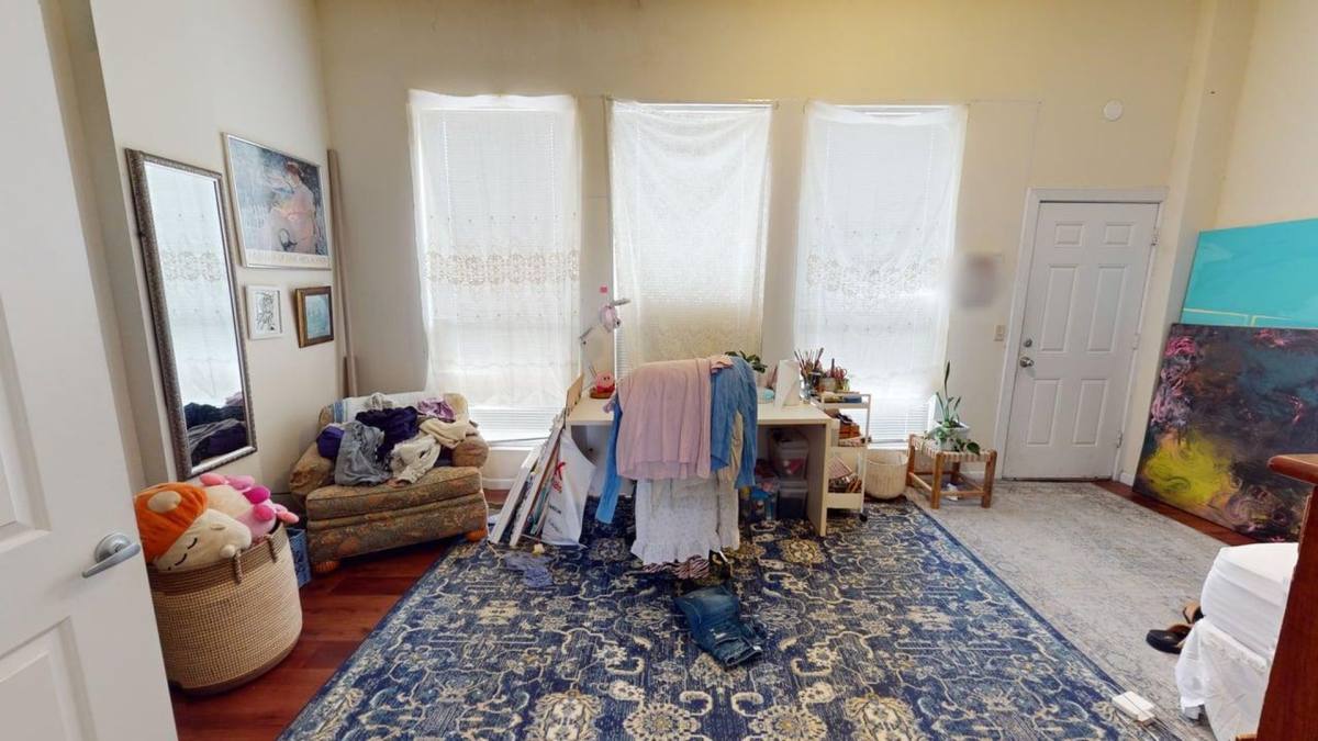 Apartment for rent at 1515 S 39th St, Saint Louis, MO 63110