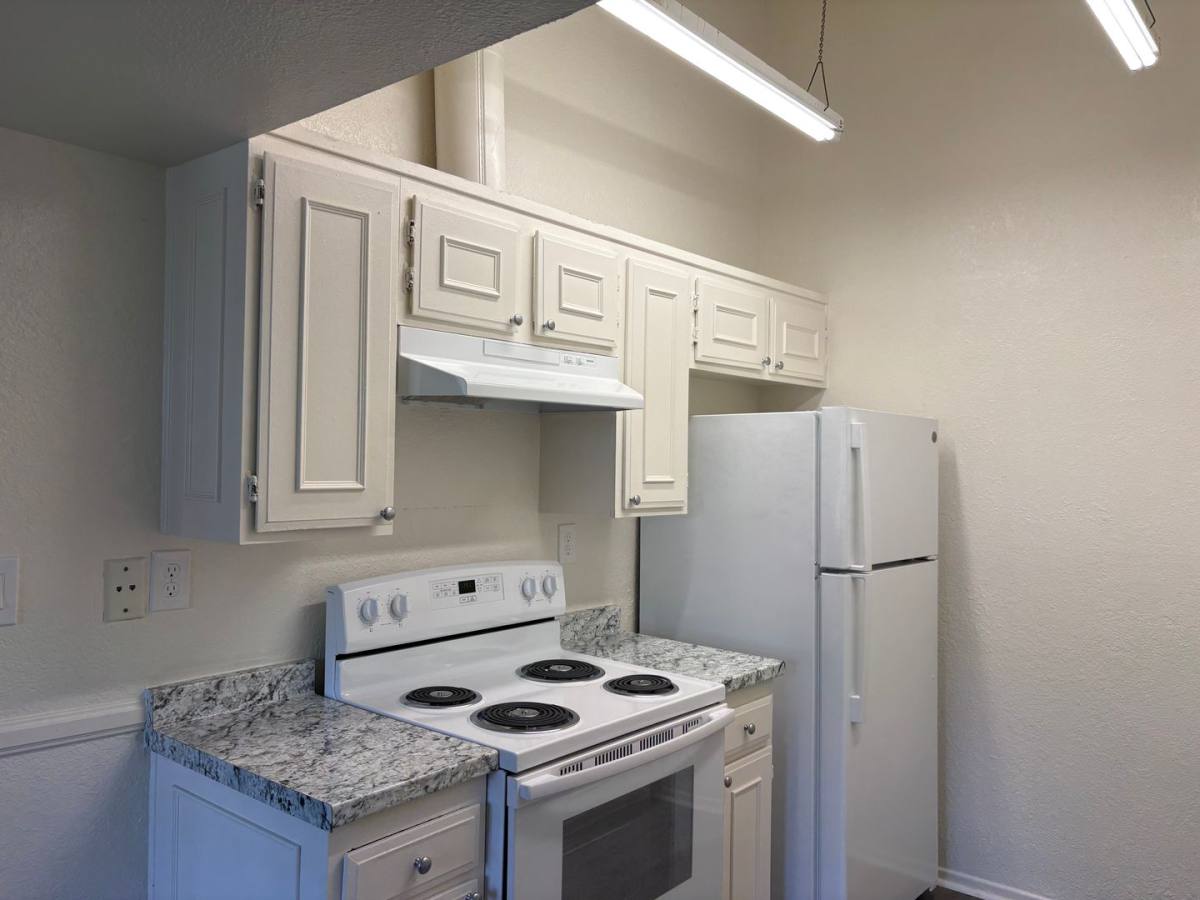 Apartment for rent at 625 S Webster Ave, Anaheim, CA 92804