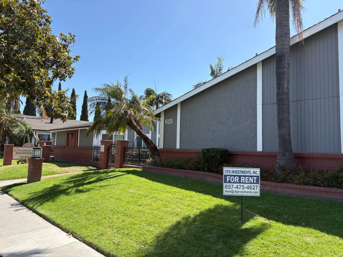 Apartment for rent at 625 S Webster Ave, Anaheim, CA 92804