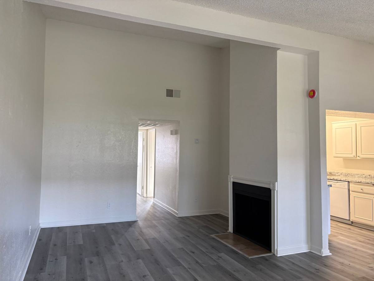 Apartment for rent at 625 S Webster Ave, Anaheim, CA 92804