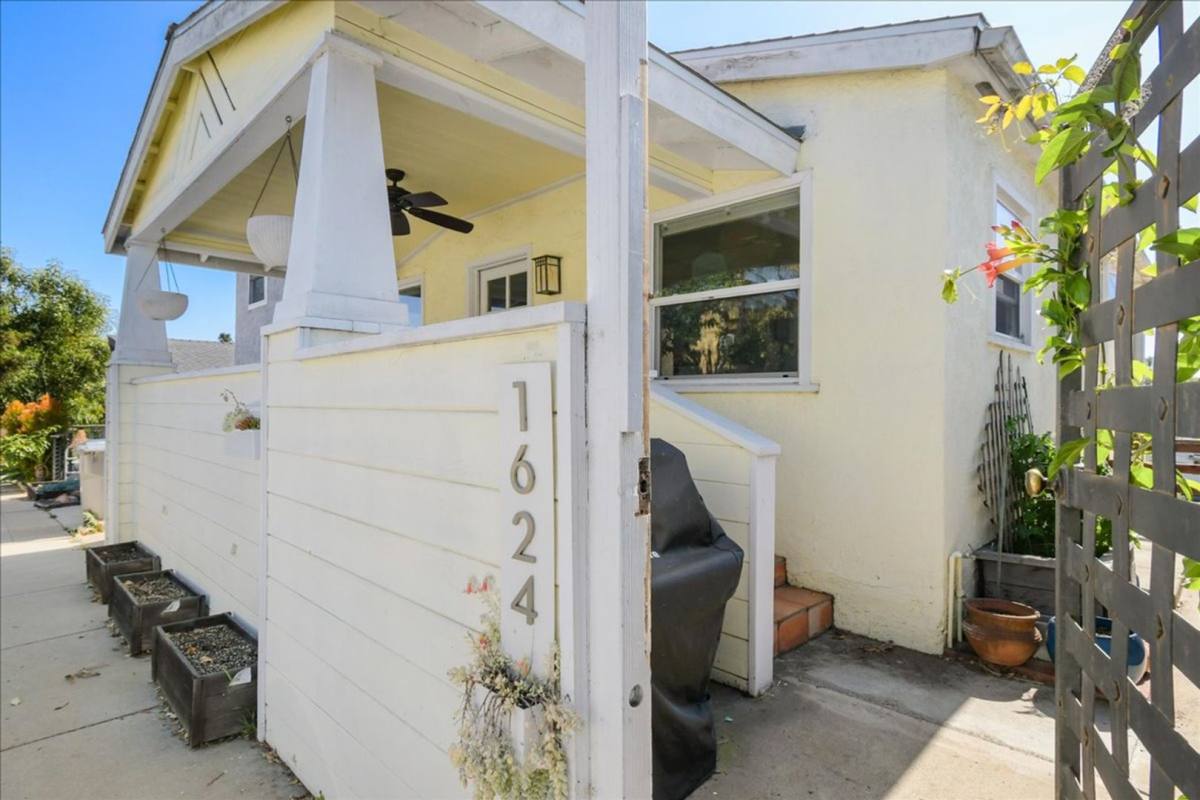 House for rent at 1624 Edgemont St, San Diego, CA 92102