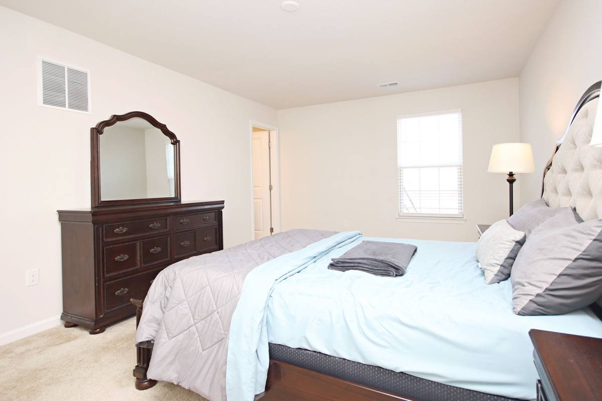 House for rent at 4393 Sunset Dr, Charlottesville, VA 22911