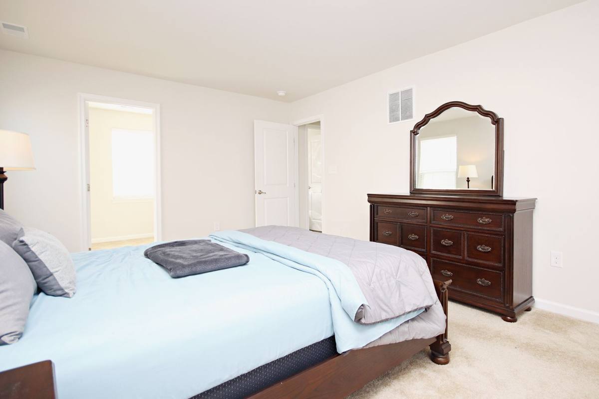 House for rent at 4393 Sunset Dr, Charlottesville, VA 22911