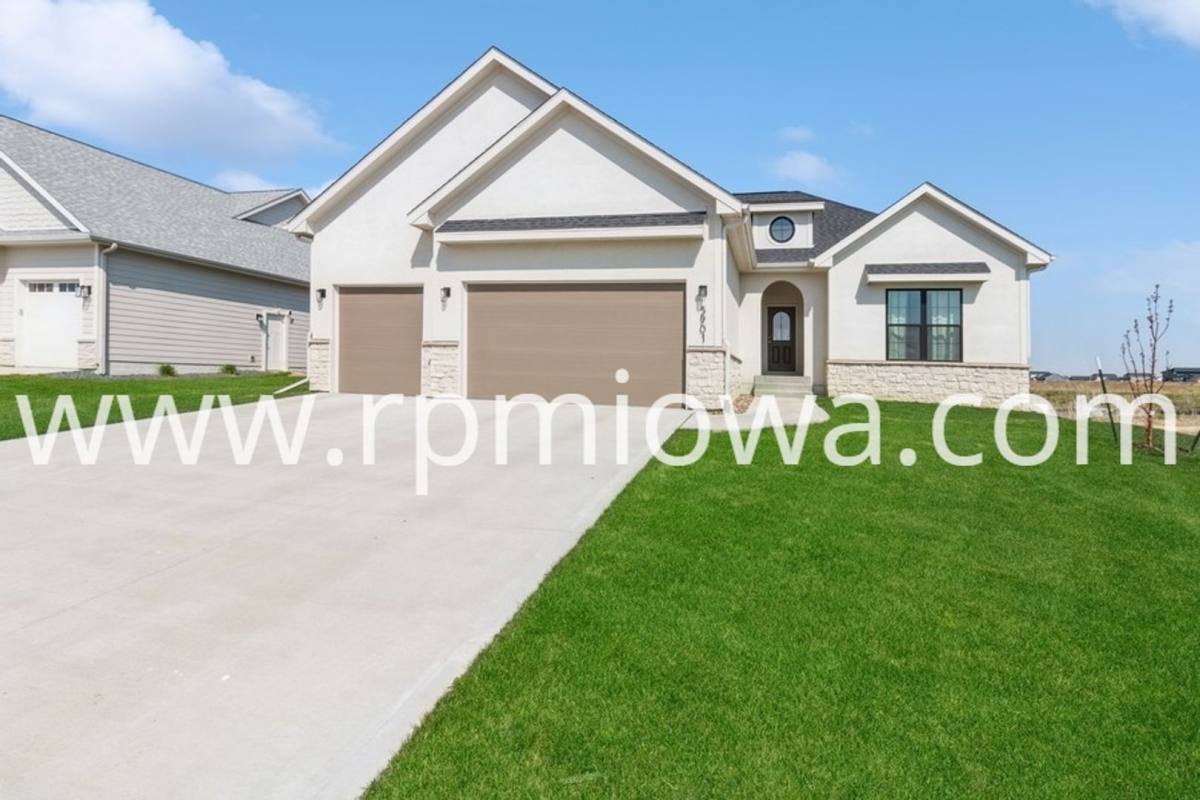 House for rent at 5901 NE Sherman Dr, Ankeny, IA 50021