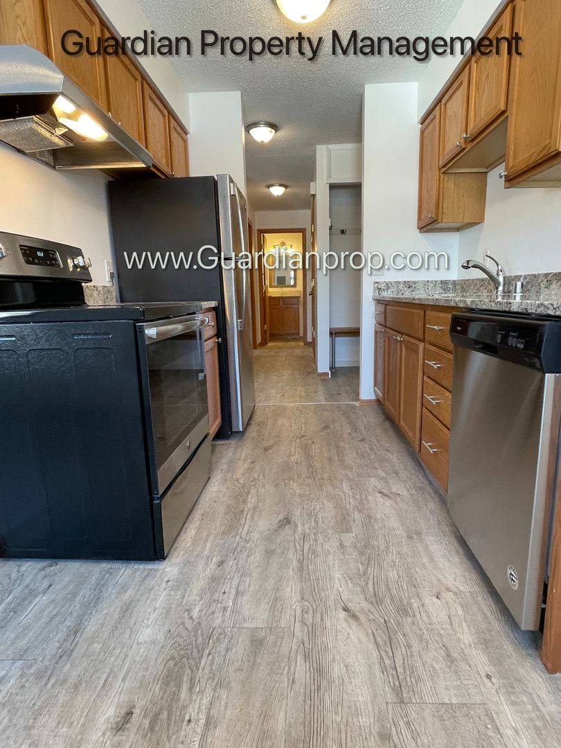 Apartment for rent at 735 Tyler St NE, Minneapolis, MN 55413