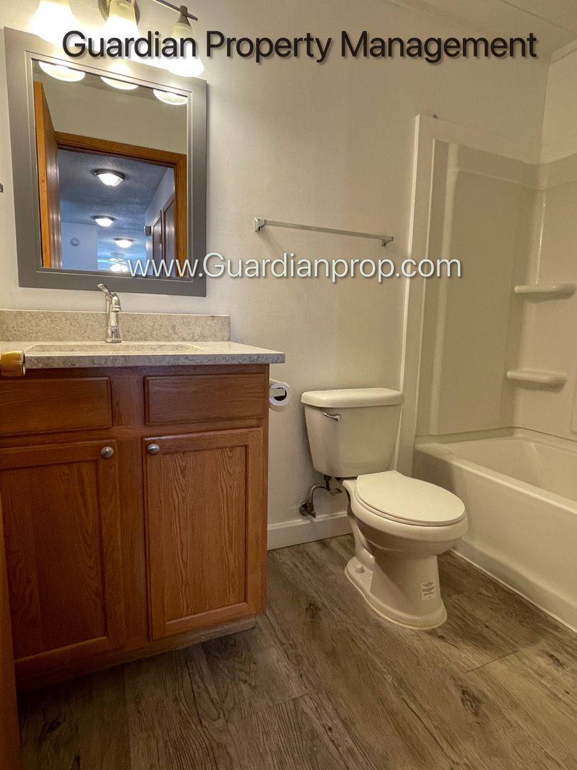 Apartment for rent at 735 Tyler St NE, Minneapolis, MN 55413
