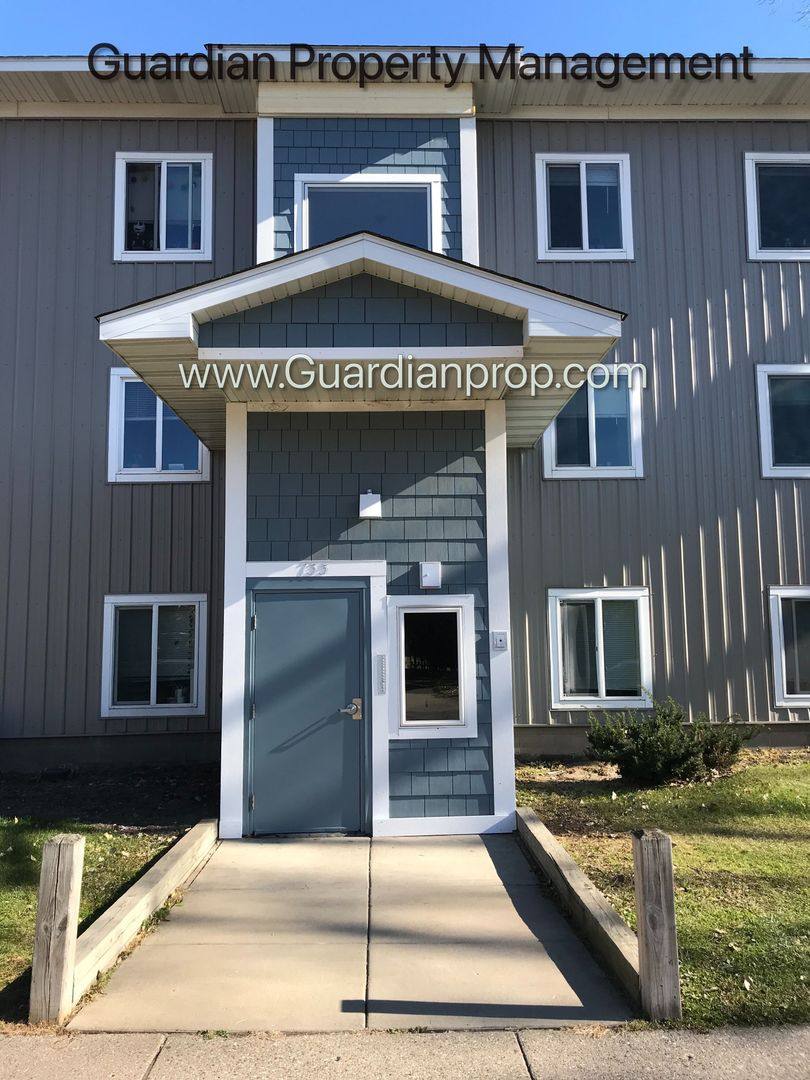 Apartment for rent at 735 Tyler St NE, Minneapolis, MN 55413