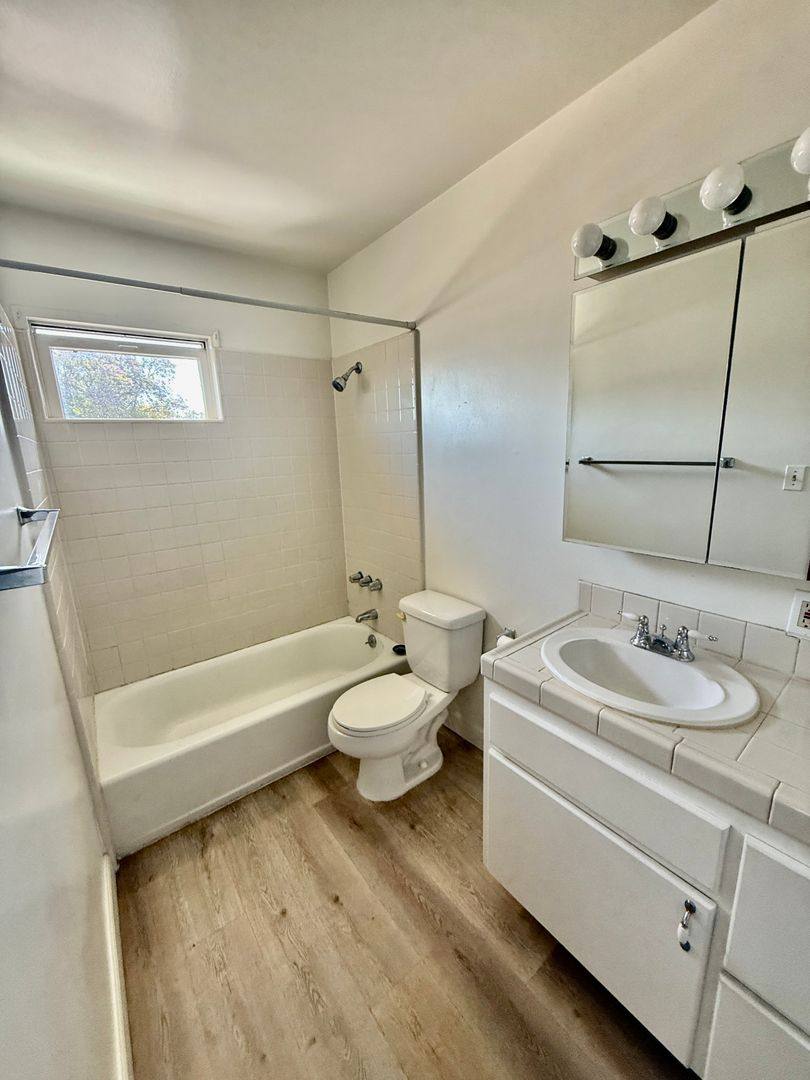House for rent at 1023C S Victoria Ave, Corona, CA 92879