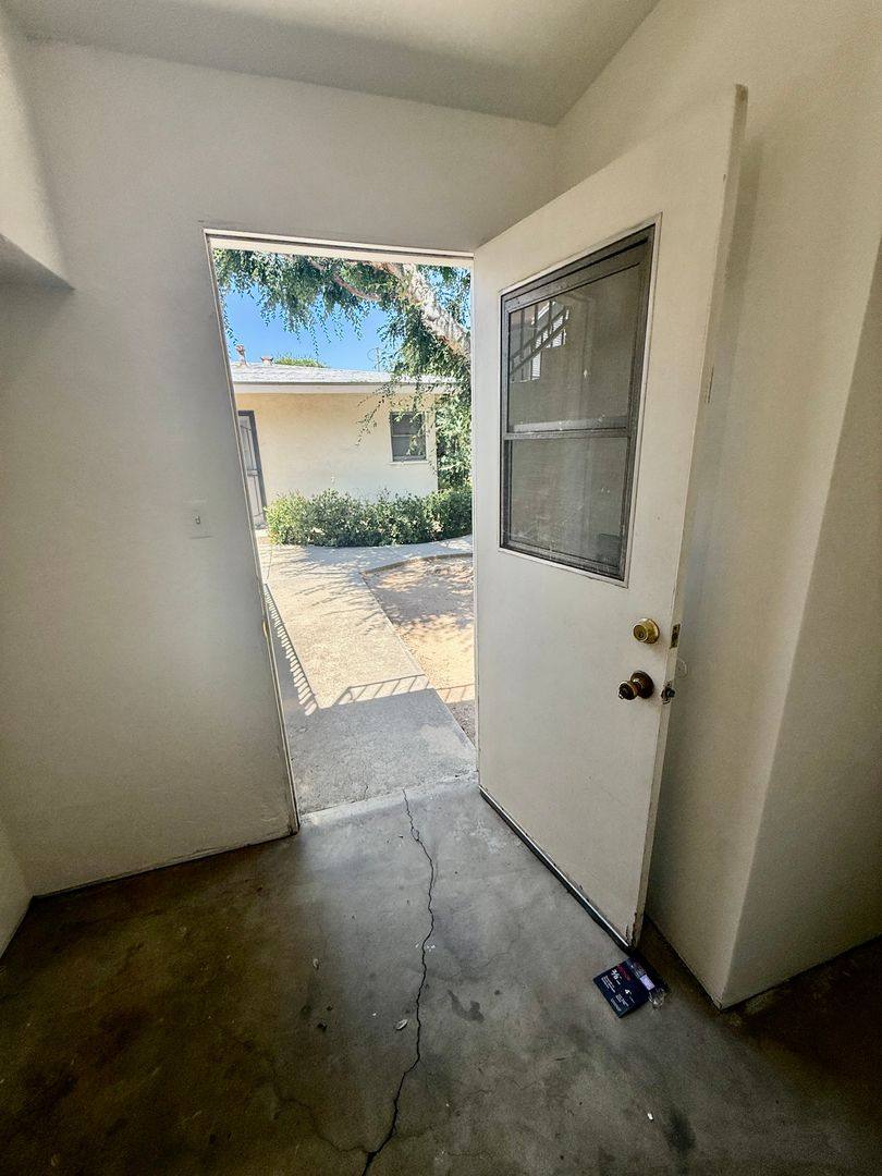 House for rent at 1023C S Victoria Ave, Corona, CA 92879