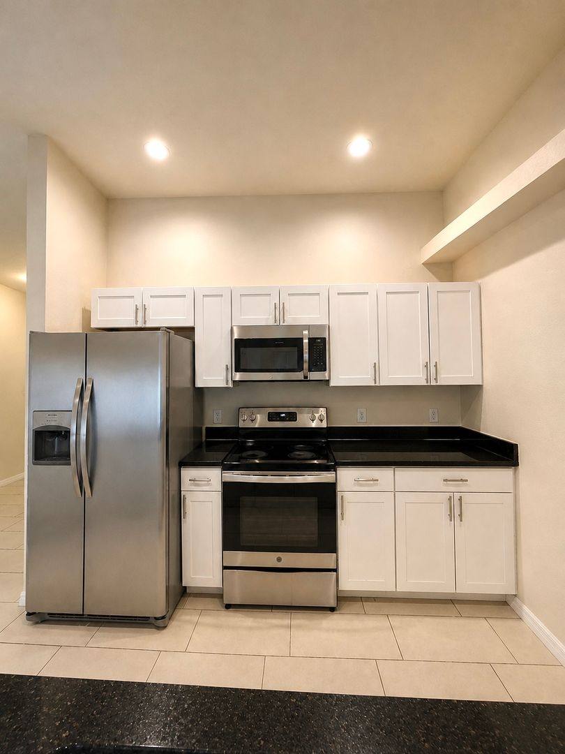Townhouse for rent at 943 Skyline Blvd, Cape Coral, FL 33991