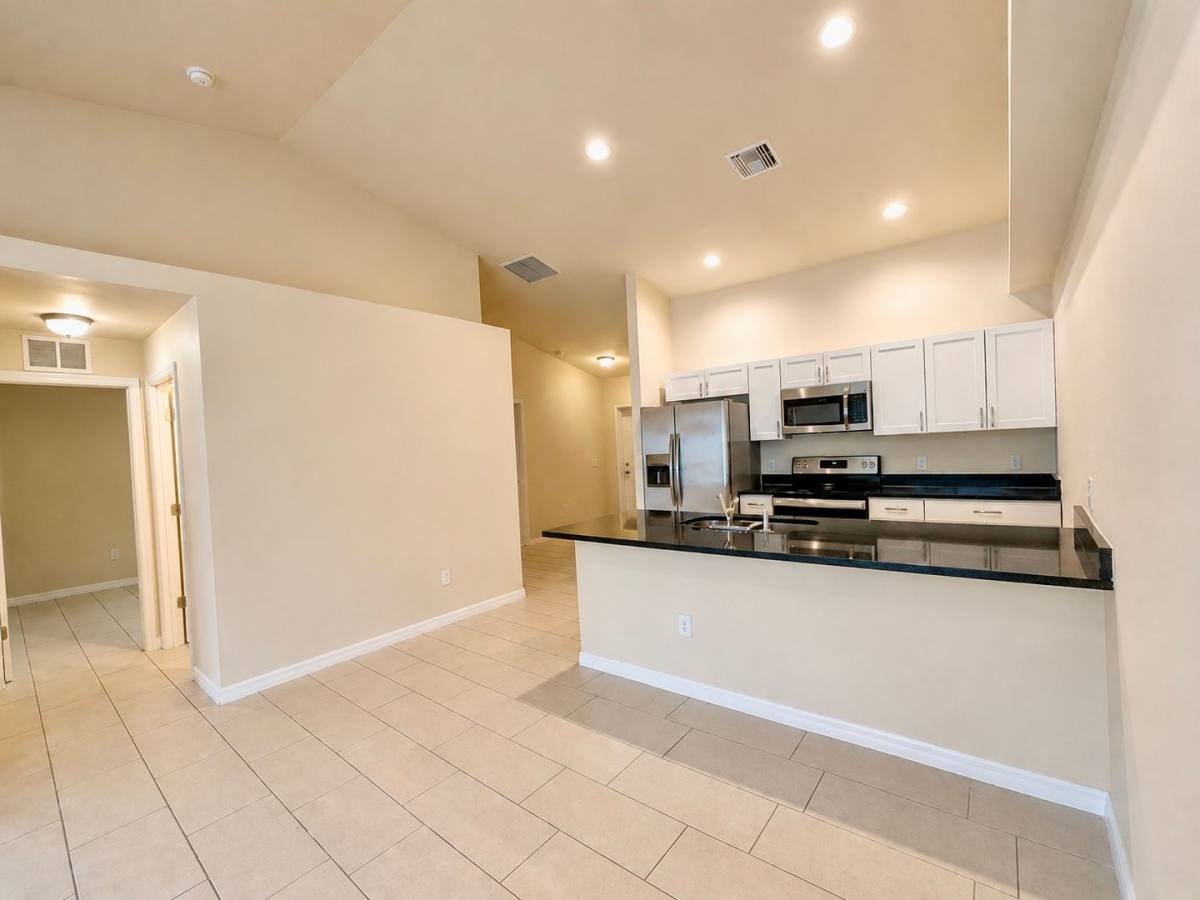 Townhouse for rent at 943 Skyline Blvd, Cape Coral, FL 33991