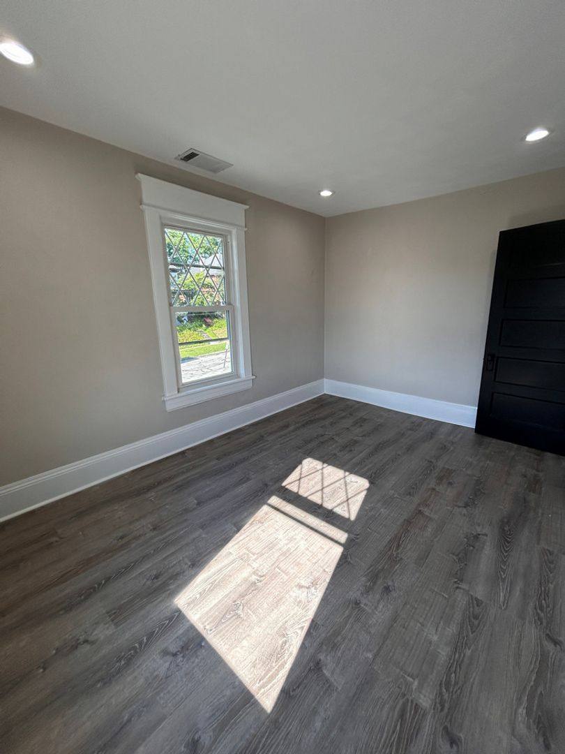 Apartment for rent at 2031 Westover Ave SW, Roanoke, VA 24015