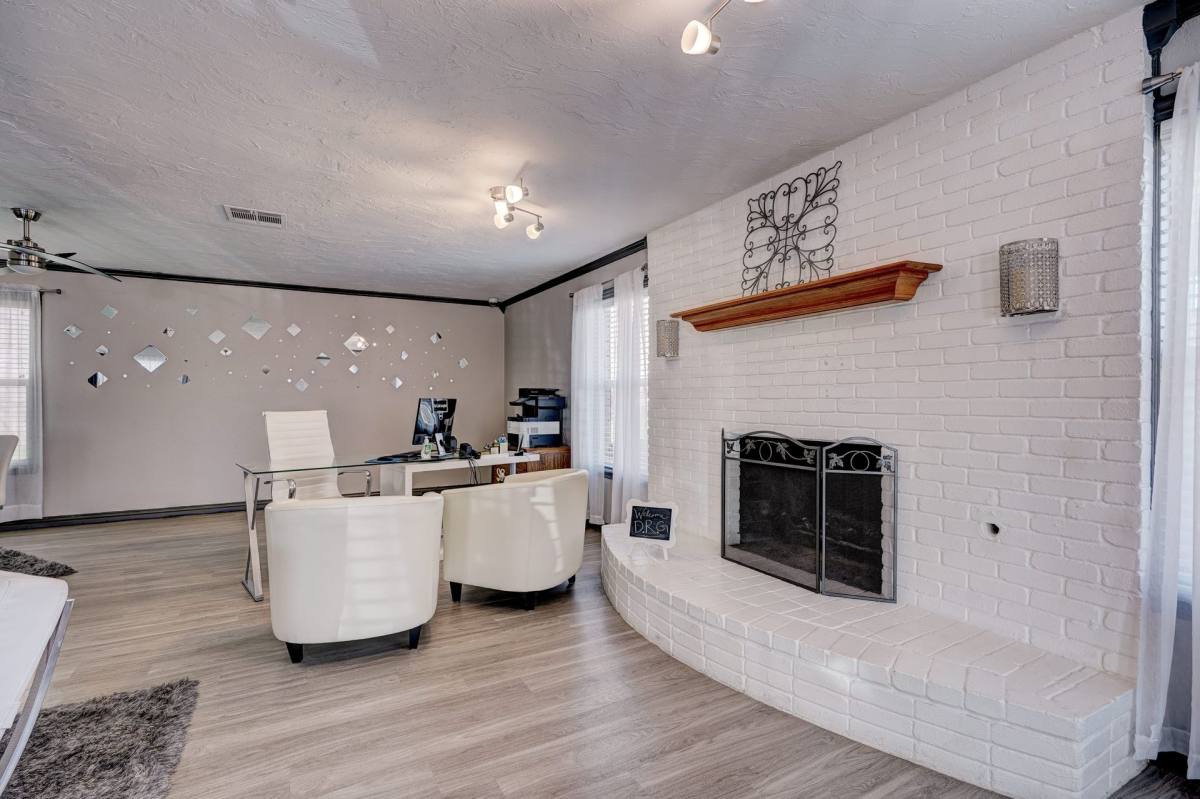 Apartment for rent at 1616 E Alameda St, Norman, OK 73071