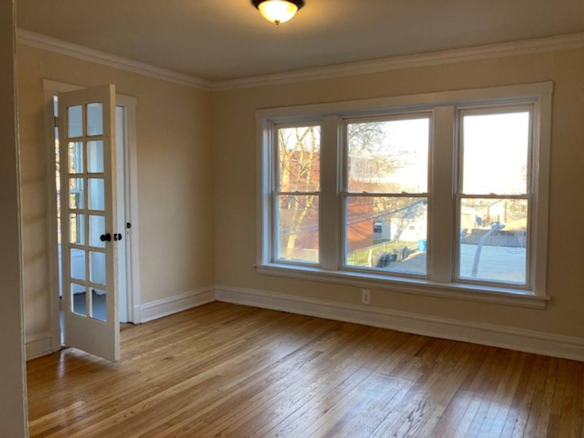 Apartment for rent at 2104-2118 W Birchwood Ave 7502-7510 N Hoyne, Chicago, IL 60645