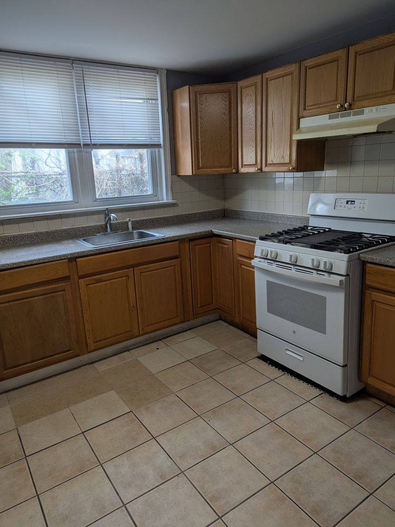 House for rent at 1629 W Juniata St, Philadelphia, PA 19140