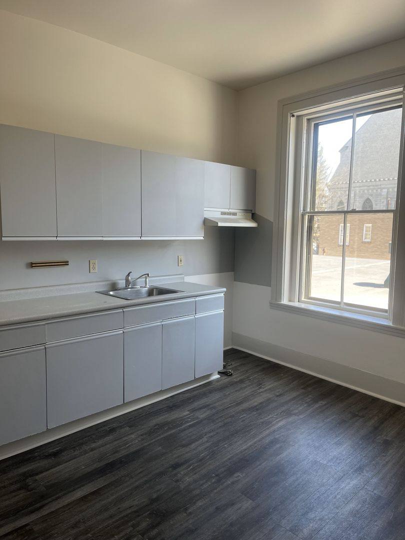 Apartment for rent at 2 Barre St, Montpelier, VT 05602