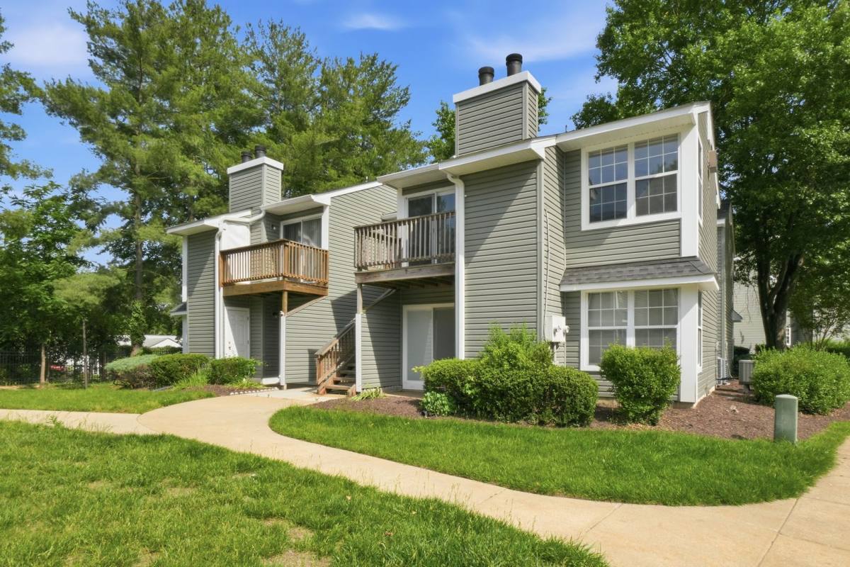 Apartment for rent at 8633 Beekman Place #33D, Alexandria, VA 22309