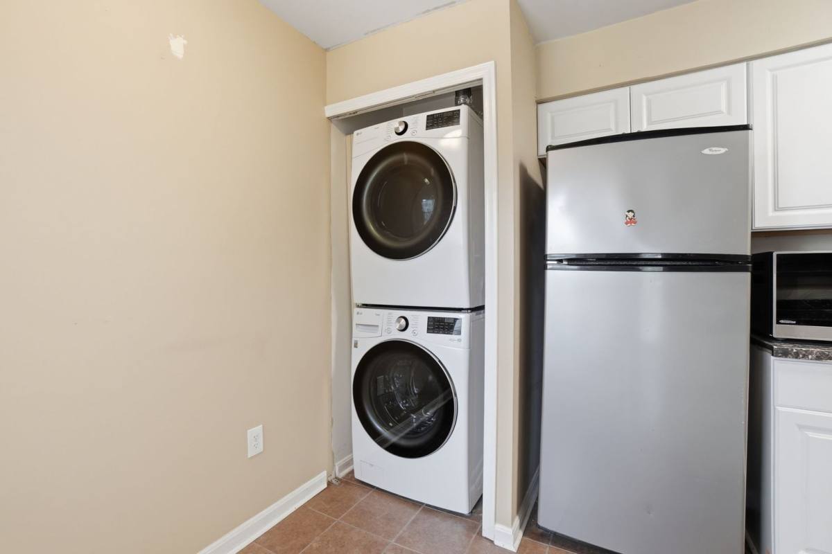 Apartment for rent at 8633 Beekman Place #33D, Alexandria, VA 22309