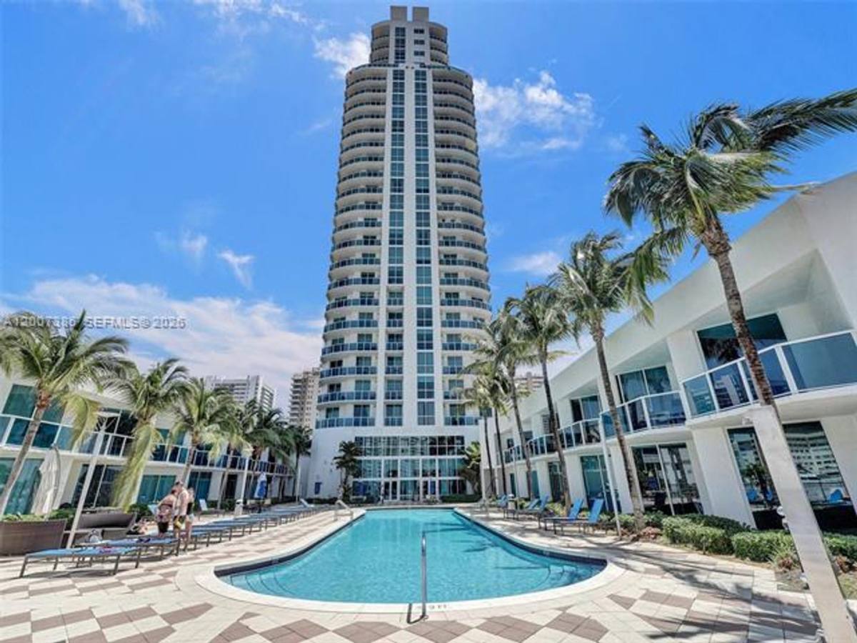 Apartment for rent at 1945 S Ocean Dr, Hallandale, FL 33009