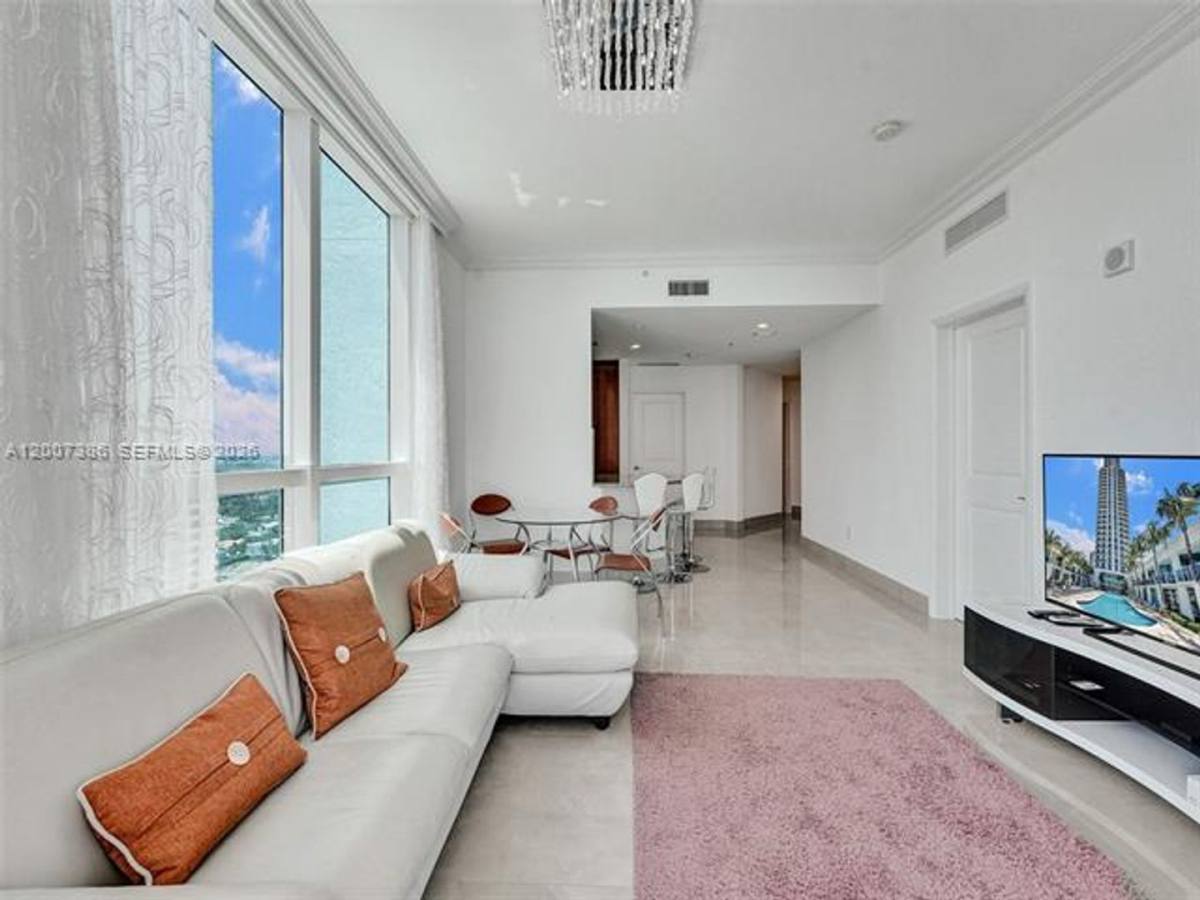 Apartment for rent at 1945 S Ocean Dr, Hallandale, FL 33009