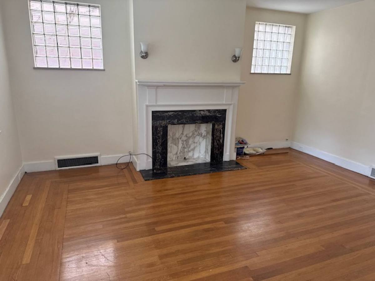 House for rent at 3552 Beechwood Blvd, Pittsburgh, PA 15217