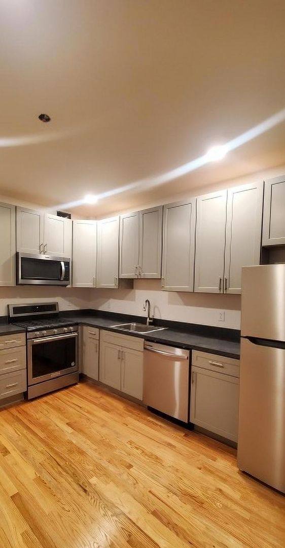 Apartment for rent at 203 S George St, York, PA 17401