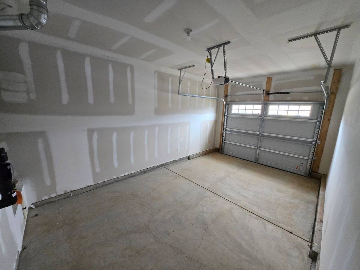 Townhouse for rent at 611 Glen Clova, Raleigh, NC 27603