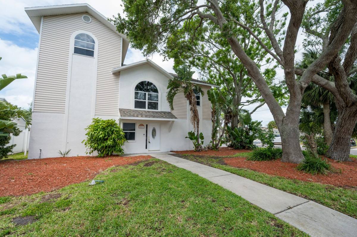 House for rent at 1612 1st St, Indian Rocks Beach, FL 33785
