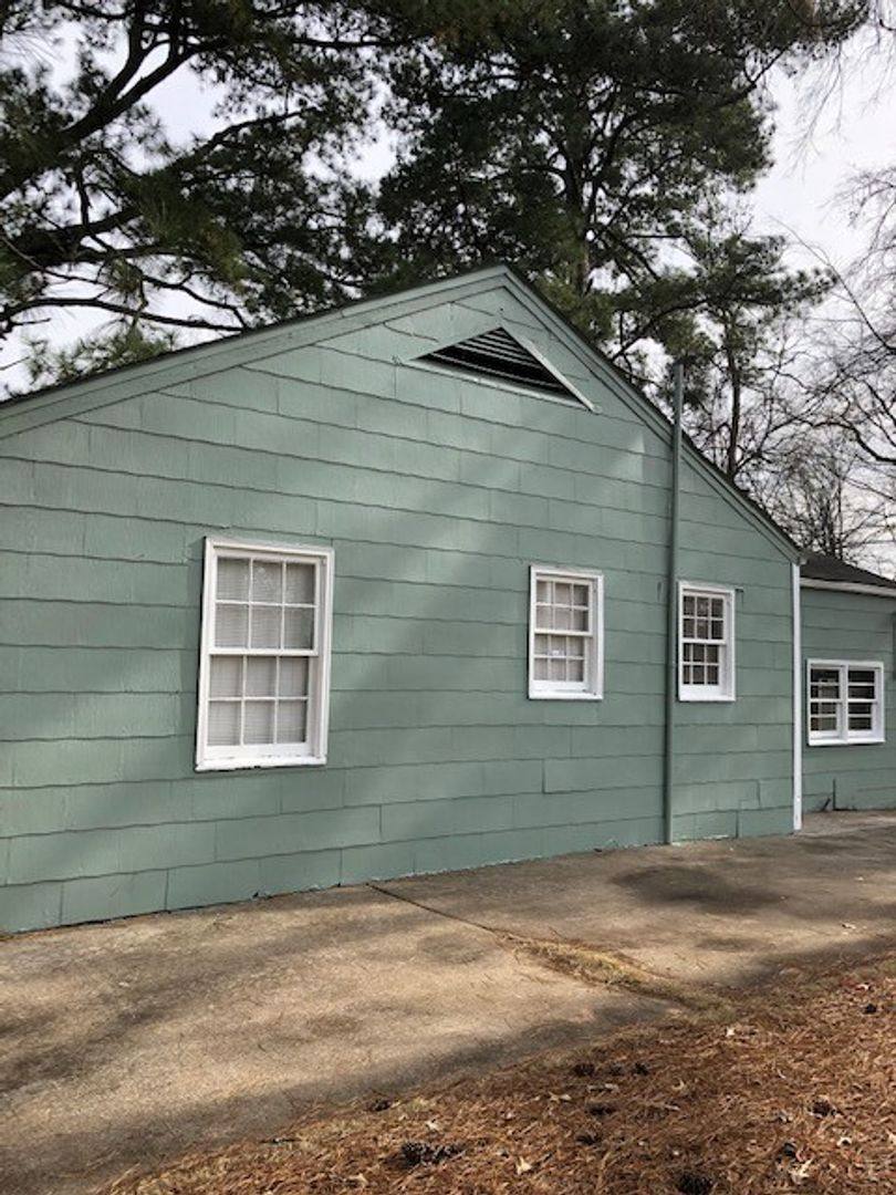 House for rent at 113 19th Ave NW, Birmingham, AL 35215