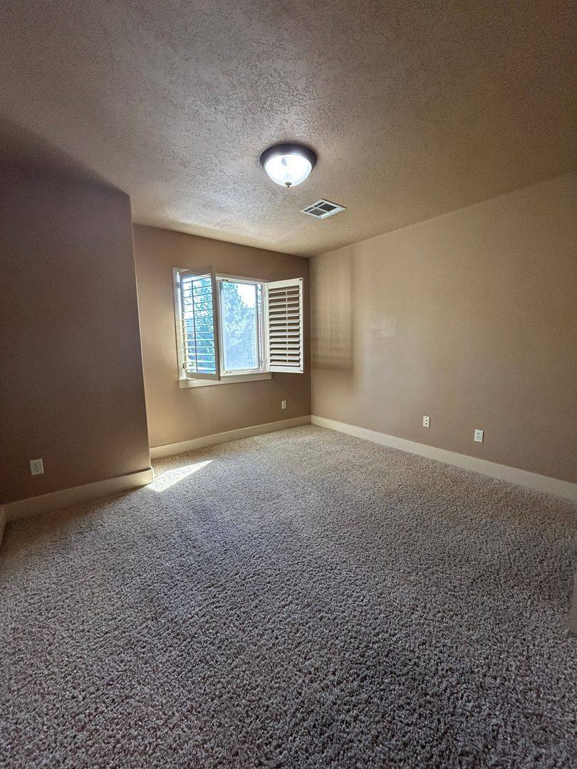 Apartment for rent at 5261 W Morris Hill Rd, Boise, ID 83706