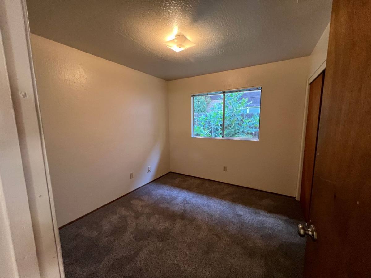 Apartment for rent at 1132 Hobart St, Chico, CA 95926