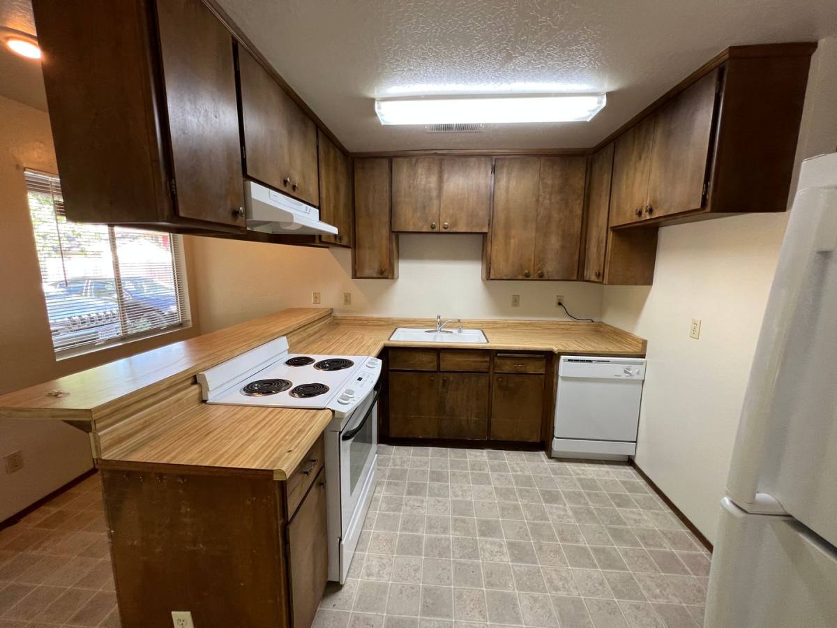 1132 Hobart St, Chico, CA 95926 - Apartment for Rent - Image 4