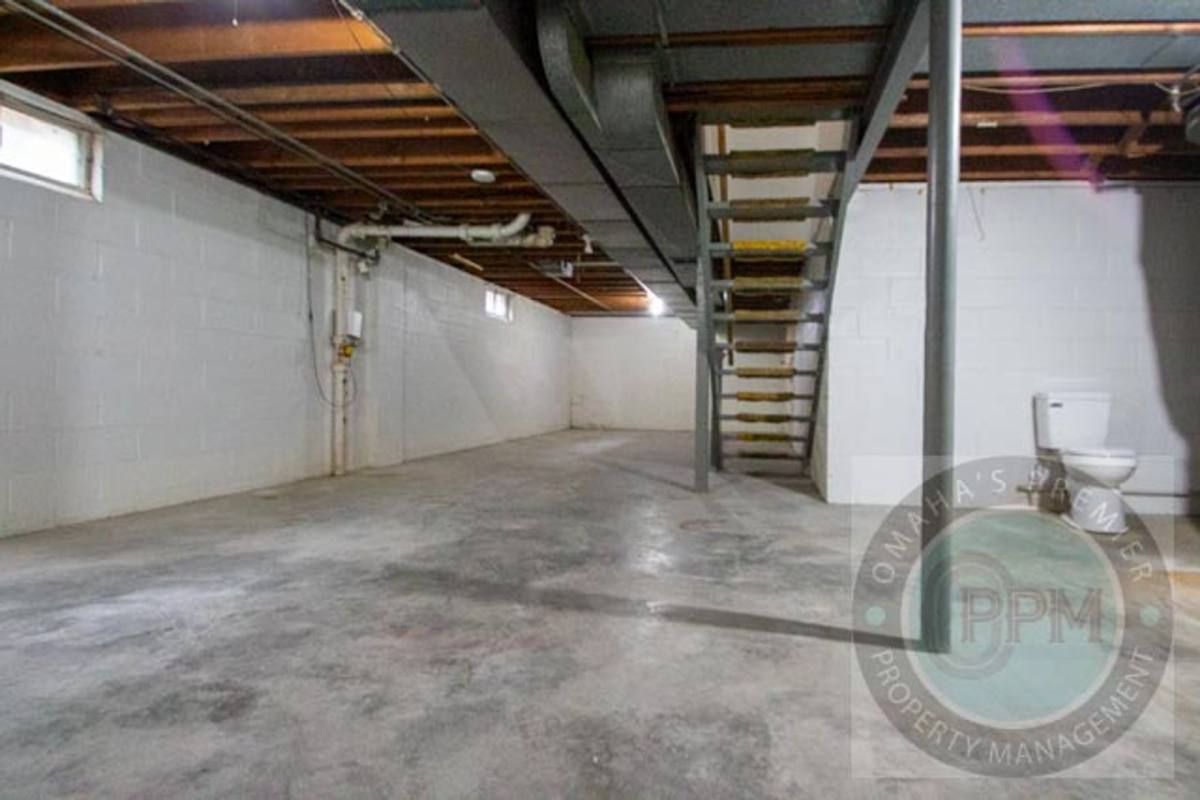 Apartment for rent at 3333 N 61st St, Omaha, NE 68104