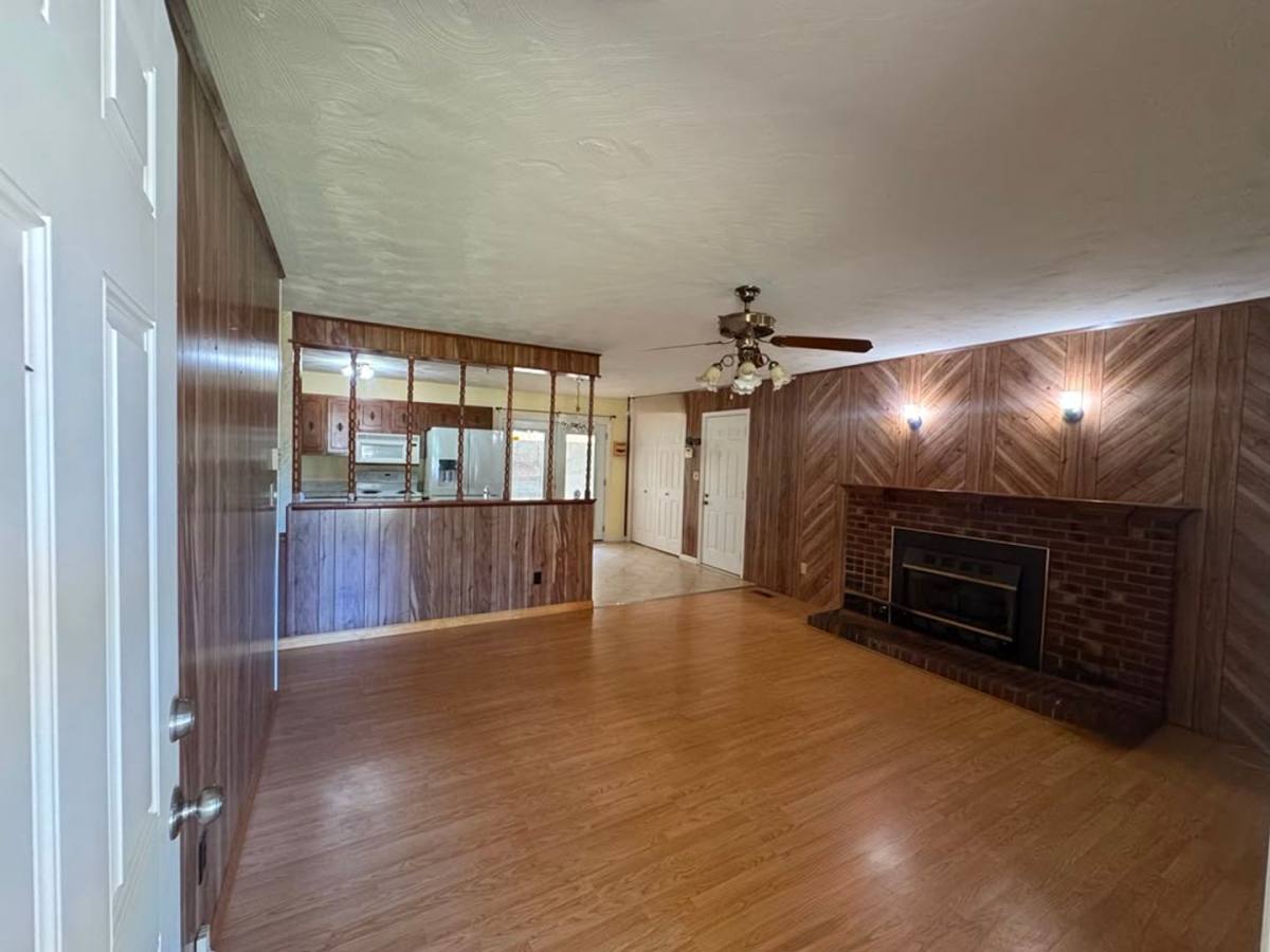 House for rent at 4221 Valley Circle, Thomasville, NC 27360