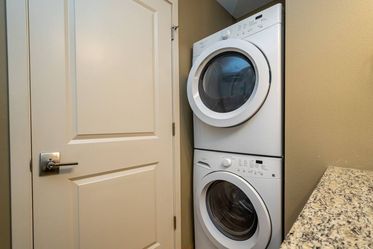Apartment for rent at 2055 6th St Units 1 #12, Coralville, IA 52241