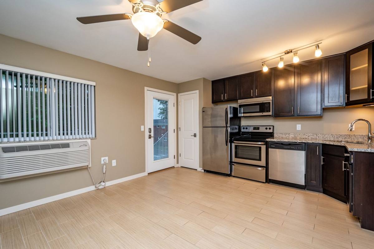Apartment for rent at 2055 6th St Units 1 #12, Coralville, IA 52241