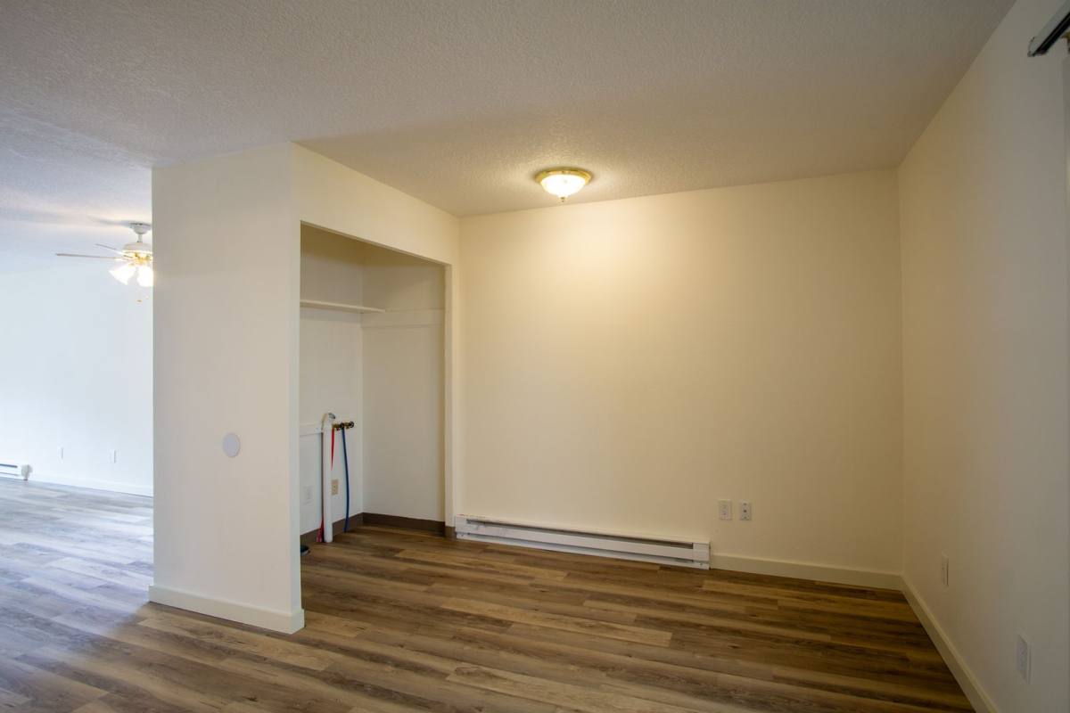 Townhouse for rent at 9120 SW Becker Dr, Portland, OR 97223