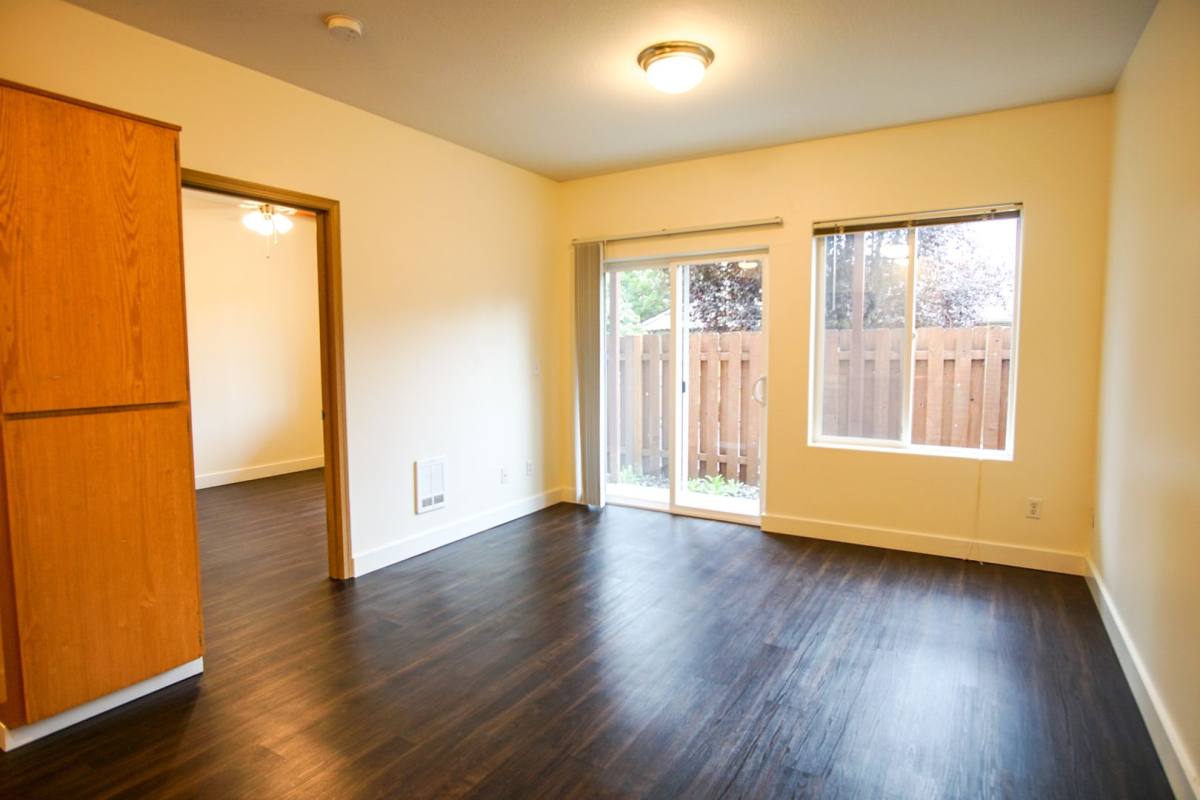 Apartment for rent at 130 SE 105th Ave, Portland, OR 97216