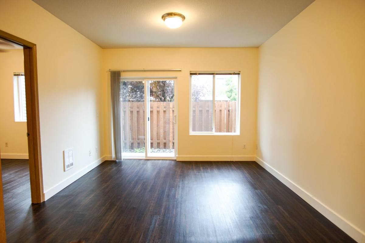 Apartment for rent at 130 SE 105th Ave, Portland, OR 97216