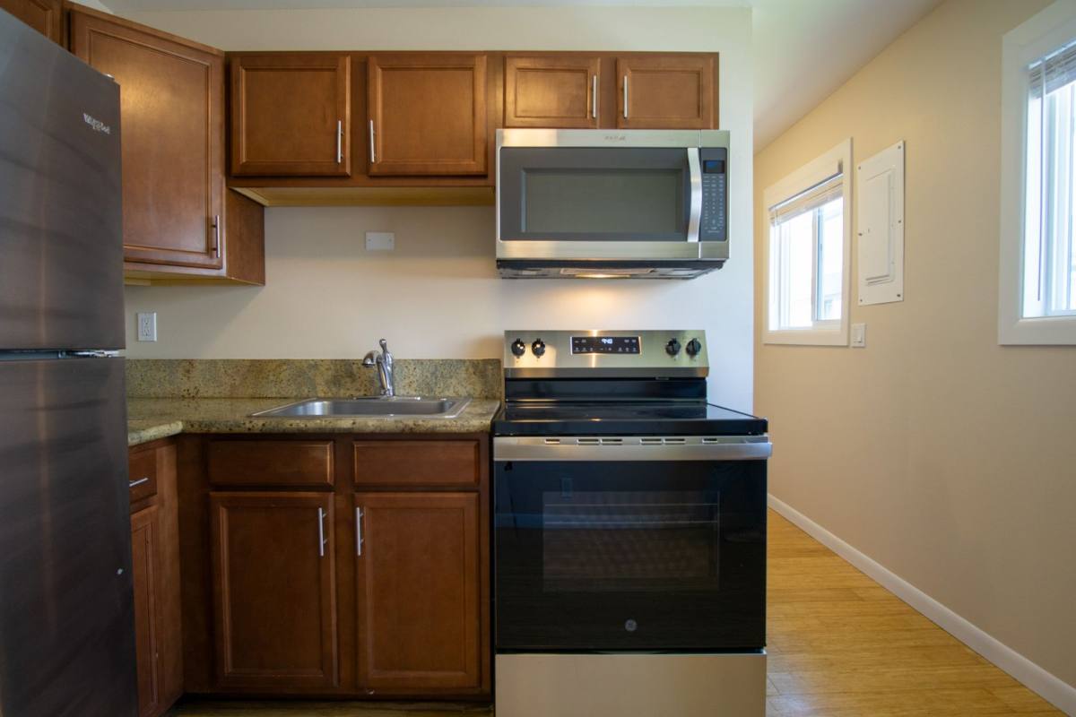 Apartment for rent at 7556 N Ida Ave, Portland, OR 97203