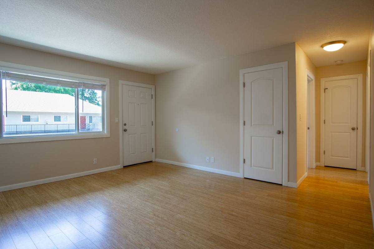 Apartment for rent at 7556 N Ida Ave, Portland, OR 97203