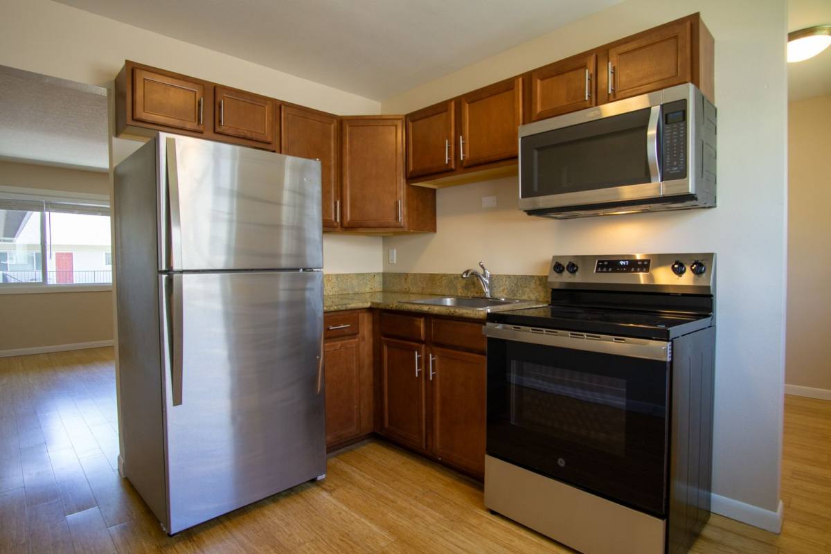 Apartment for rent at 7556 N Ida Ave, Portland, OR 97203