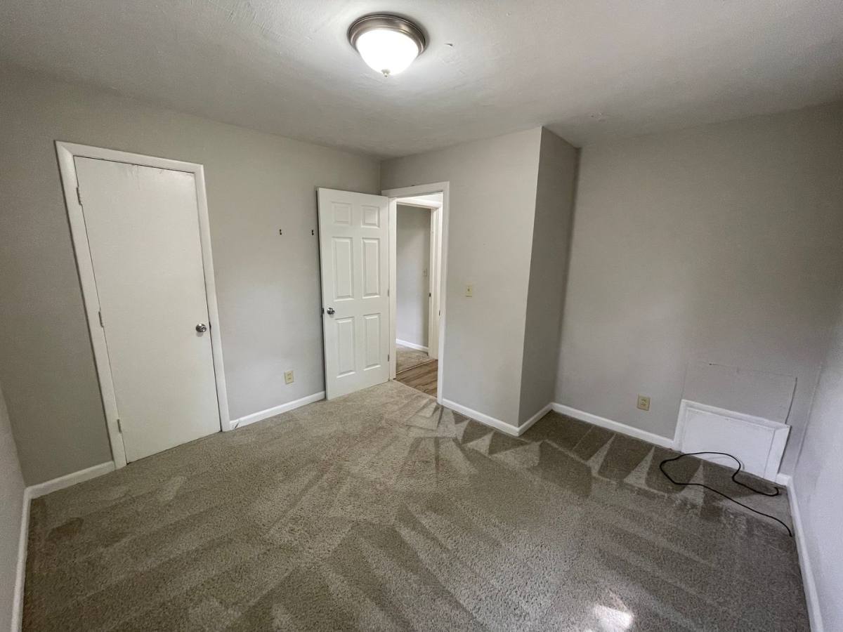 Townhouse for rent at 327 W Lane, Virginia Beach, VA 23454