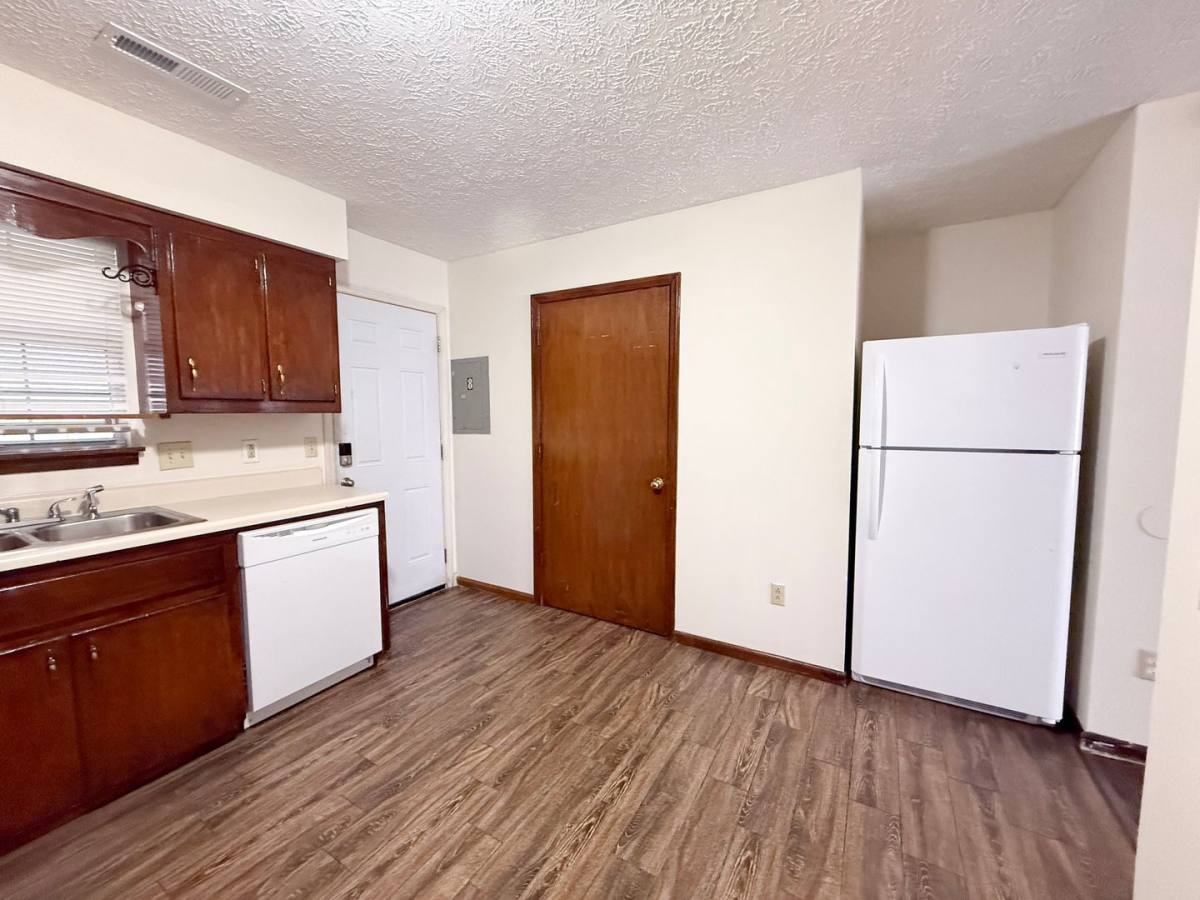 Apartment for rent at 492 W 9th St, Cookeville, TN 38501