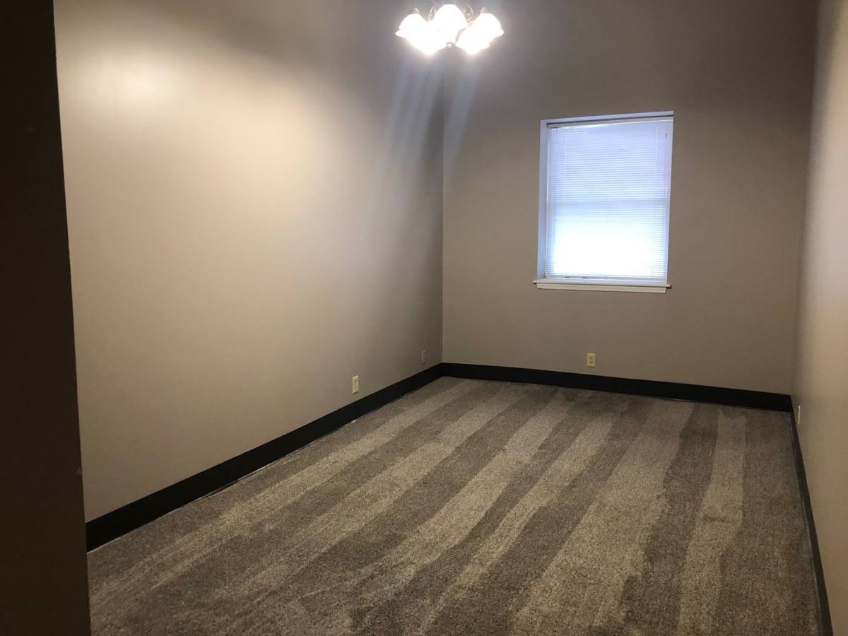 Apartment for rent at 500 Maine St, Quincy, IL 62301
