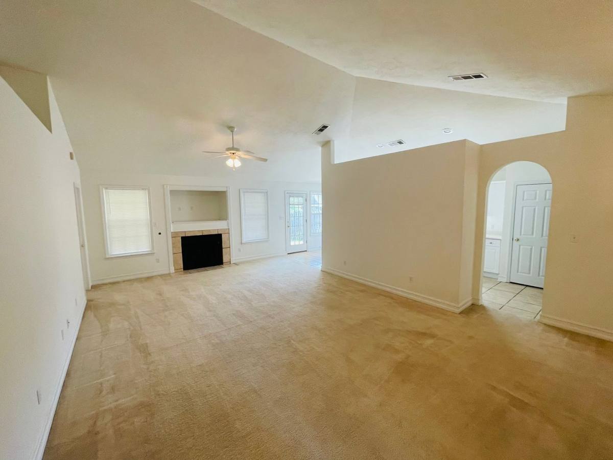 House for rent at 2031 Sunny Dale Dr, Tallahassee, FL 32312