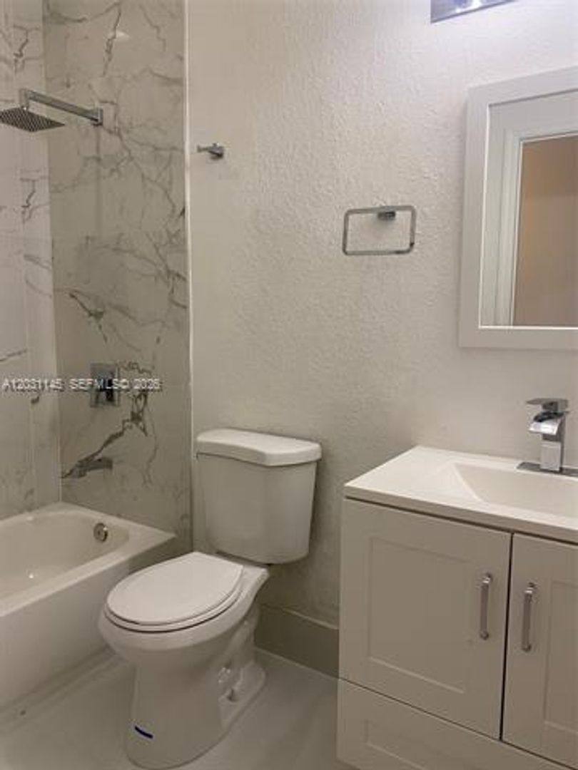 Apartment for rent at 11201 NW 83rd St, Miami, FL 33178